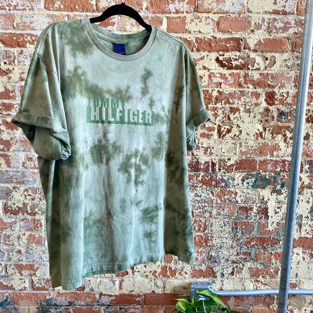 Vintage Green Tommy Hilfiger T-shirt